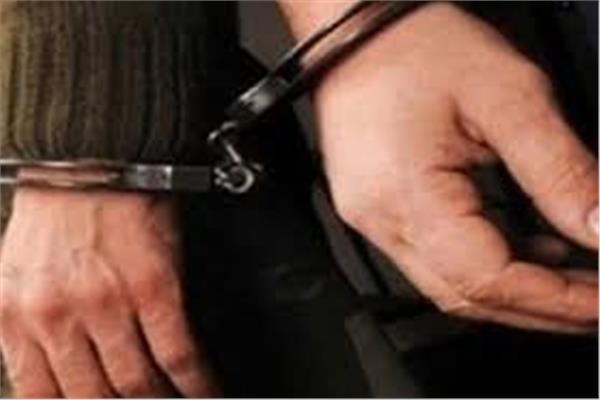 تجديد حبس شخصين في حيازة هيروين بالمرج
