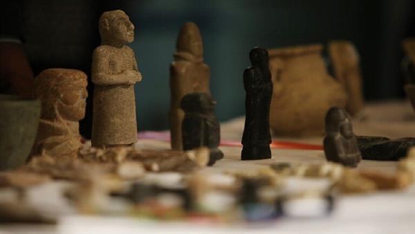 العراق.. تفكيك عصابة تتاجر بالآثار في بغداد