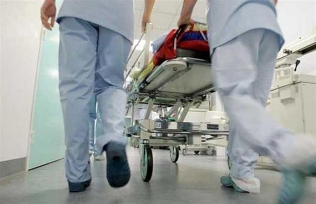 تسمم أسرة من 6 أسخاص عقب تناولهم طعاما فاسدا بسوهاج