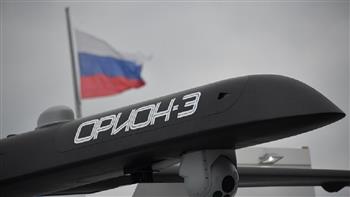   وزير الدفاع الروسى يستعرض أول نموذج لطائرة بدون طيار 