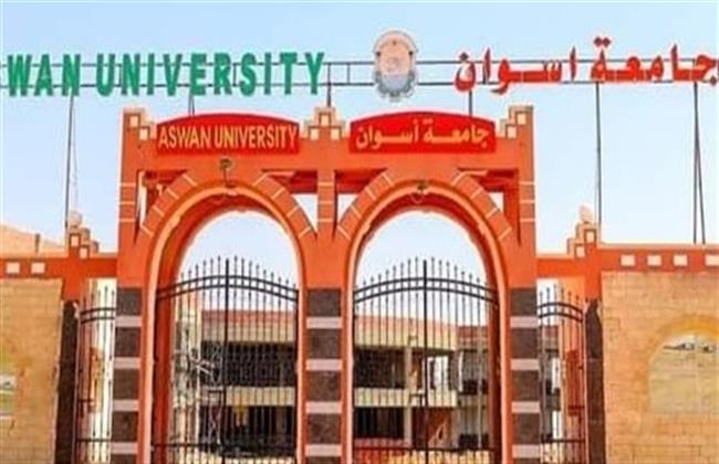 جامعة أسوان تنظم قافلة طبية بقرية غرب سهيل