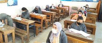   ١٢ ألف طالب يؤدون امتحانات الشهادة الإعدادية اليوم بالإسكندرية 