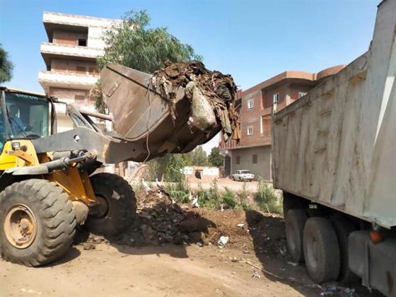 إزالة حالة تعد على الأراض الزراعية ورفع 305 أطنان قمامة ومخلفات بالفيوم