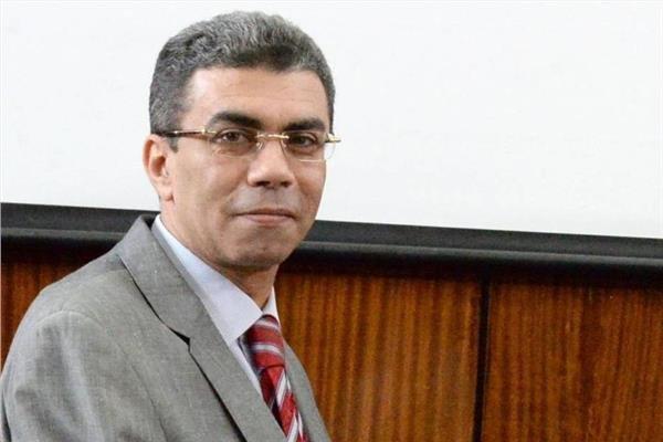 عزة مصطفى تنعي ياسر رزق: رحل قبل مناقشته في كتابته.. وكان صاحب تجربة متميزة ومتفردة 