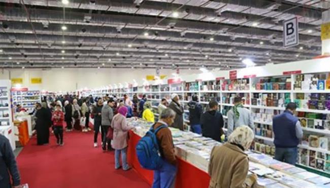 مبادرة «ثقافتك كتابك» تتصدر قائمة الأعلى رواجا فى معرض الكتاب