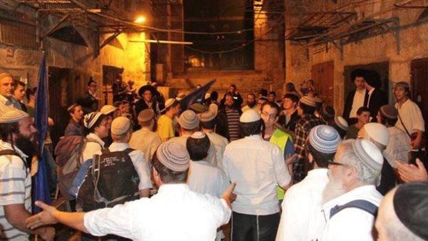 مستوطنون ينظمون مسيرة استفزازية بالبلدة القديمة في القدس