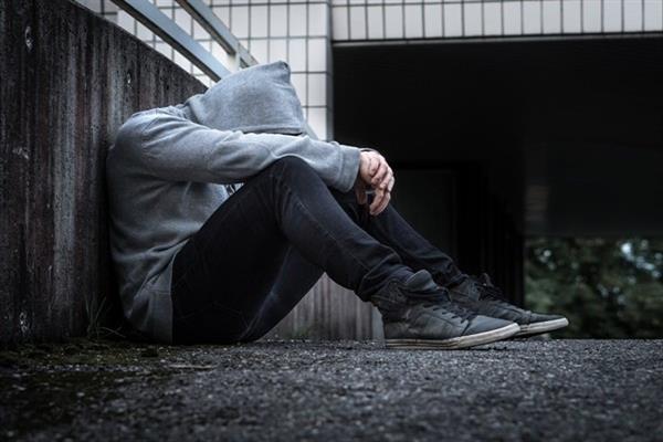 أخصائى طب نفسى: تعاطي الحبوب المهدئة تسبب الاكتئاب