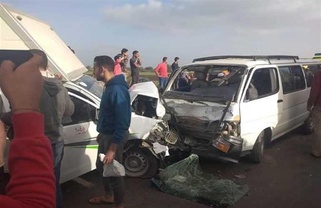 إصابة شخصين في انقلاب ربع نقل على طريق الإسماعيلية القاهرة الصحراوي
