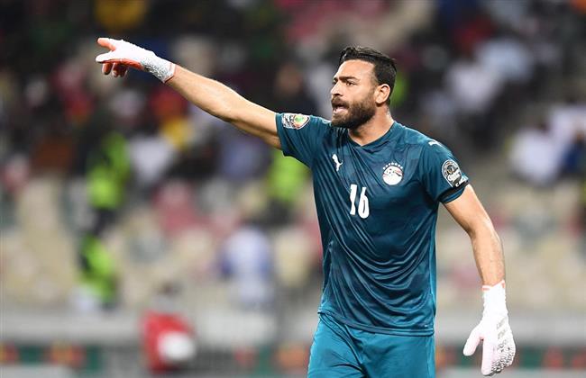 بعد حجازي.. أبوجبل يغادر ملعب مباراة مصر والمغرب بسبب الإصابة