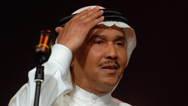 محمد عبده يرد علي الساخرين من هاتفه القديم: «هذا الأصالة»