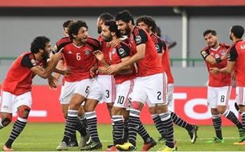 منتخب مصر بالقميص الأحمر والشورت الأسود فى مواجهة المغرب الليلة 