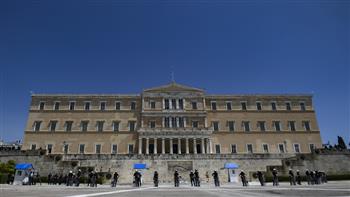   البرلمان اليوناني يفشل مذكرة حجب الثقة عن الحكومة على خلفية العاصفة الثلجية