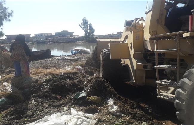 حي وسط الاسكندرية  ينفذ ٣ قرارات ازالة ويسترد ١٨٠٠ متر من ارضي الدولة 