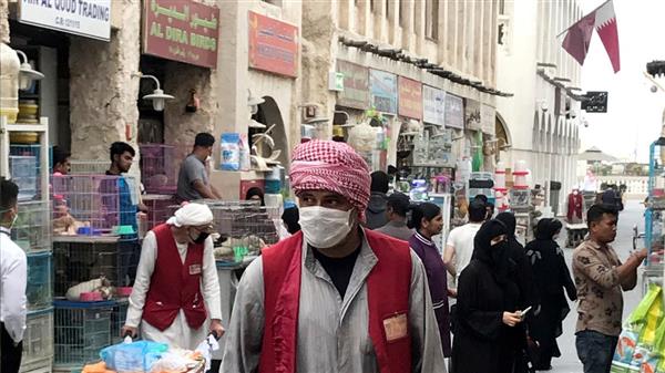 تباين أعداد الإصابات اليومية بفيروس كورونا في عدد من الدول العربية