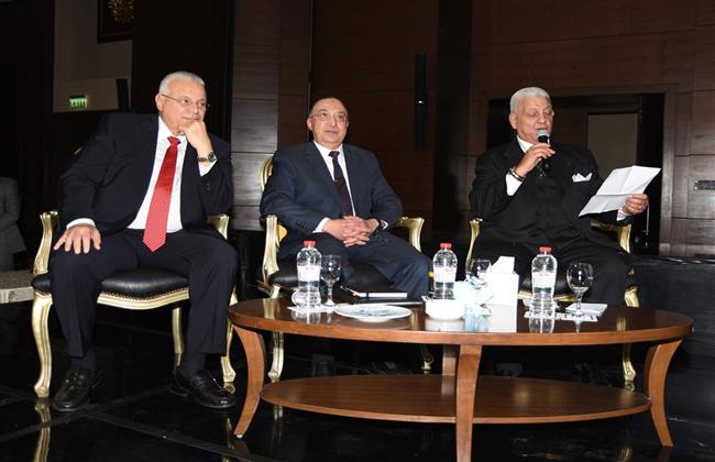 رئيس هيئة بحوث الشواطئ يحسم الجدل حول قضية غرق الأسكندربة 