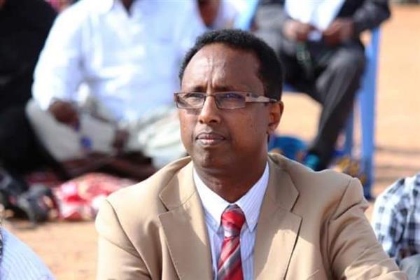وزير صومالي يدعو جميع وكالات الإغاثة لتوسيع استجابتها لآثار الجفاف في بلاده