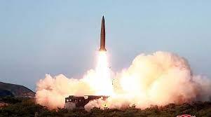   كوريا الشمالية تطلق صاروخا باليستيا تجاه البحر الشرقى