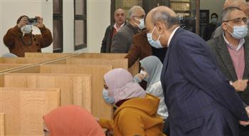 رئيس جامعة المنيا يتابع الاختبار الإلكتروني التجريبي لطلاب كلية الصيدلة