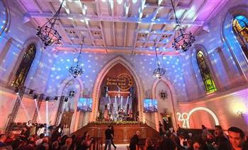   الطائفة الإنجيلية تبدأ احتفال عيد الميلاد بحضور 400 مسلم