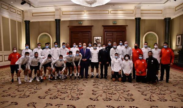 رسائل وزير الشباب والرياضة للاعبى منتخب مصر لكرة القدم قبل السفر