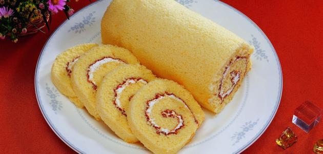 طريقة تحضير السويسرول بصوص التوفي