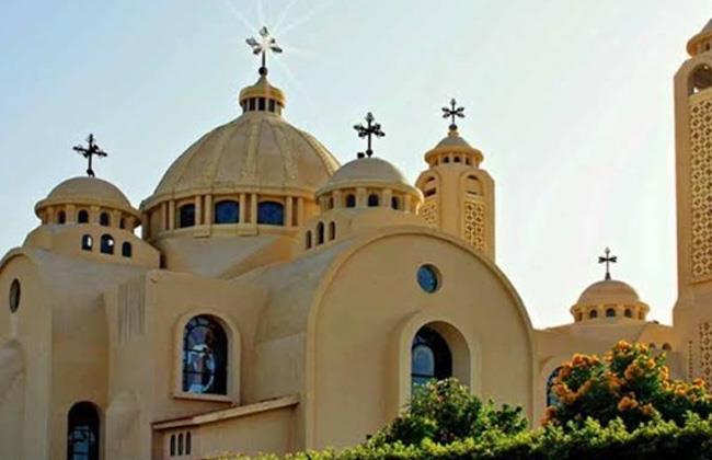 الكنيسة الأرثوذكسية: أعيد المصريين لها بهجة خاصة