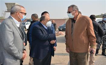 وزير التنمية المحلية يحيل رئيس مدينة الخانكة للتحقيق بسبب تدني مستوي النظافة 