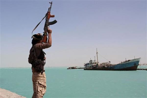التحالف العربى يكشف عمليات القرصنة الحوثية للسفن فى البحر الأحمر