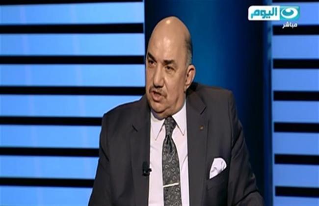 مدير الكلية البحرية السابق يدعو لرد حاسم ضد التجاوزات الحوثية بالبحر الأحمر