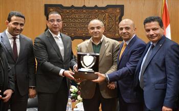 محافظ الفيوم يستقبل وفد الاتحاد المصري للتايكوندو