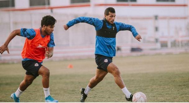 تدريبات تأهيلية وبدنية لطارق حامد في «الجيم»
