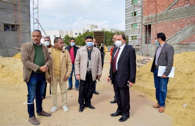 رئيس جامعة بنى سويف يتابع الموقف التنفيذى لإنشاء الجامعة الأهلية