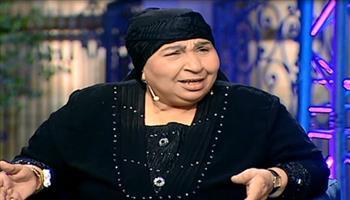 فاطمة كشري: محمد رمضان أتذل كتير في حياته ونفسه يتمتع بفلوسه 