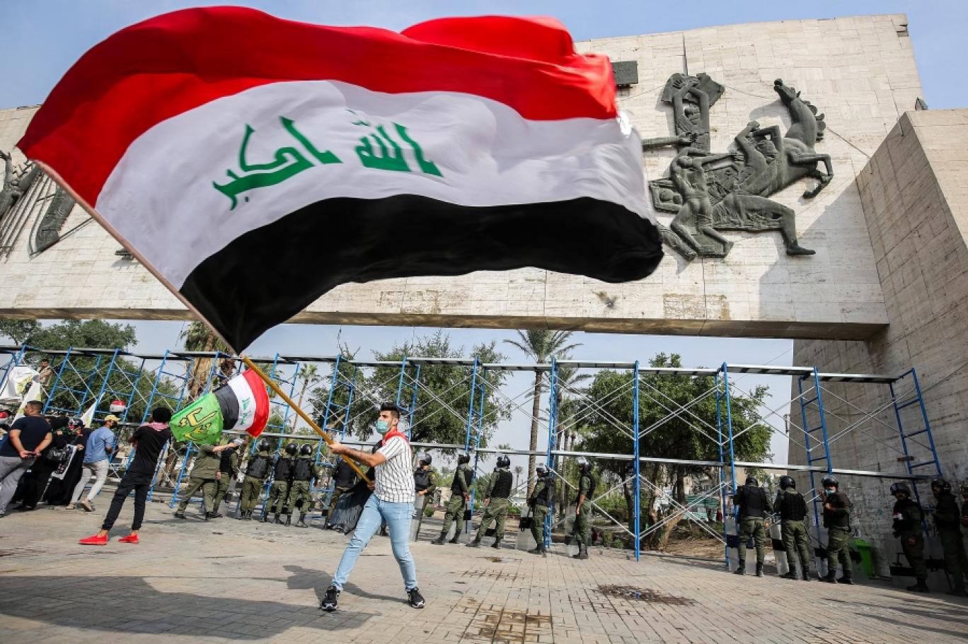 العراق يعلن استعداده للحوار بشأن تشكيل حكومة لتلبية مطلبات الشعب