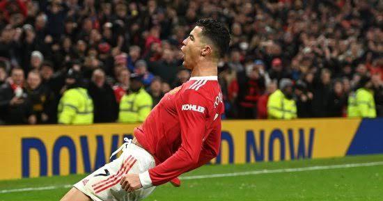 مانشستر يونايتد يفوز على إيفرتون 2ـ1 في الدوري الإنجليزي الممتاز