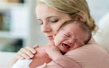   اكتئاب ما بعد الولادة.. الحالة المزاجية للأم تؤثر على نمو الطفل 