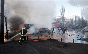   الشرطة الأوكرانية: 5 قتلى و12 جريحاً حتى الآن في القصف على كييف