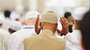   أعاني من التفكير أثناء الصلاة فماذا أفعل؟.. البحوث الإسلامية يجيب