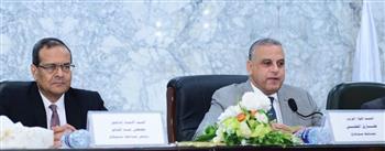 رئيس جامعة سوهاج يثمن جهود محافظ الإقليم لحل مشكلة نقل الطلاب