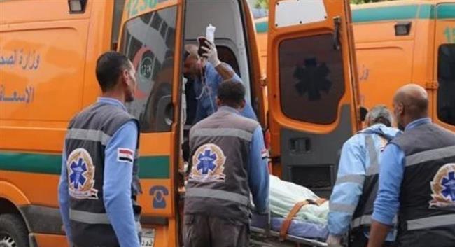 إصابة 3 أشخاص فى تصادم سيارتين بالشيخ زايد
