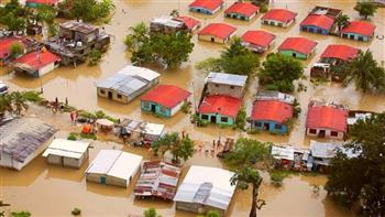   مصرع 39 شخصا وفقدان أكثر من 50 آخرين جراء الفيضانات في فنزويلا 