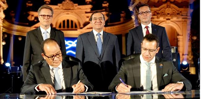 وزير البترول يشهد توقيع خطاب نوايا للتعاون بين "إيجاس" وفانترشال ديا الألمانية