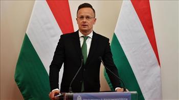 الخارجية المجرية: العقوبات الغربية مؤلمة جدا بالنسبة لنا.