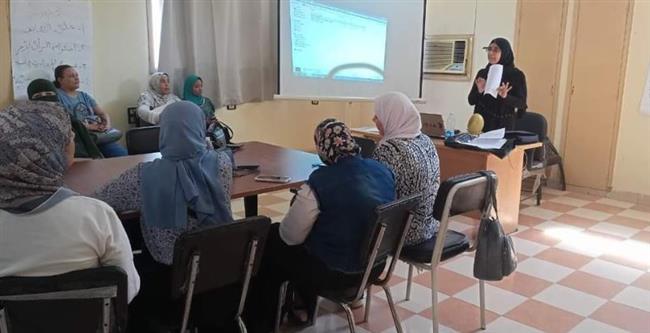 صحة قنا تعقد تدريبات مكثفة للفريق الطبي حول مكافحة العدوي 
