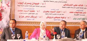 نائب رئيس جامعة الزقازيق تفتتح فعاليات المؤتمر العلمي  لكلية الطب البيطرى بالغردقة