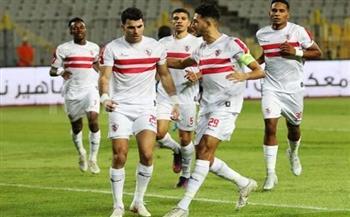 لاعبو الزمالك يحتفلون مع الجماهير بالفوز على فلامبو