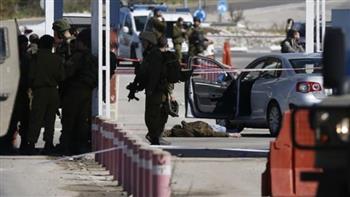   إطلاق نار على مُستوطنة إسرائيلية شمال "رام الله" وحراس المُستوطنة يقتلون أحد المُنفذين