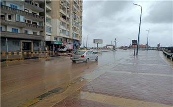  طوارئ في الإسكندرية.. والمحافظ يطالب المواطنين باتباع التعليمات