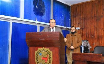 بالتعاون مع وزارة التضامن جامعة سوهاج توزع 13 جهاز «لاب توب» علي ذوي الاعاقة البصرية