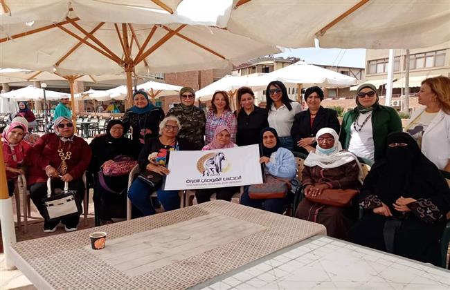 قومي المرأة بالإسكندرية ينفذ رحلة لمحاربات السرطان بنادي اليخت المصري 